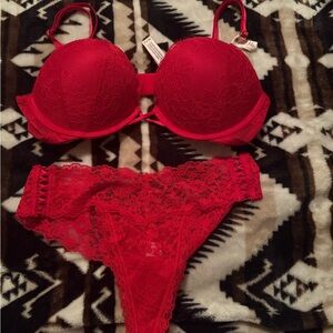 Victoria's Secret Vibrant Red Lace Bra Set